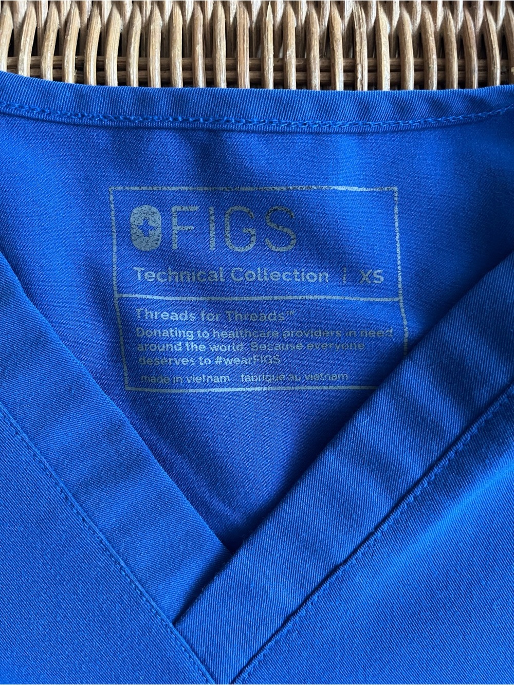 Figs Scrub Set - Picture 3 of 8